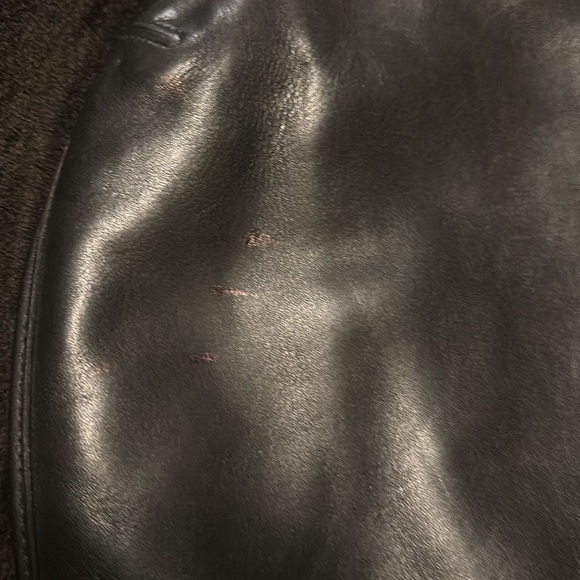 Gorgeous all leather black Crossbody - Picture 6 of 6